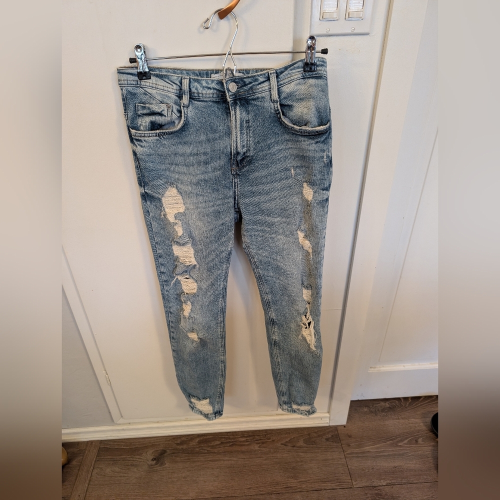 Zara jeans size 6